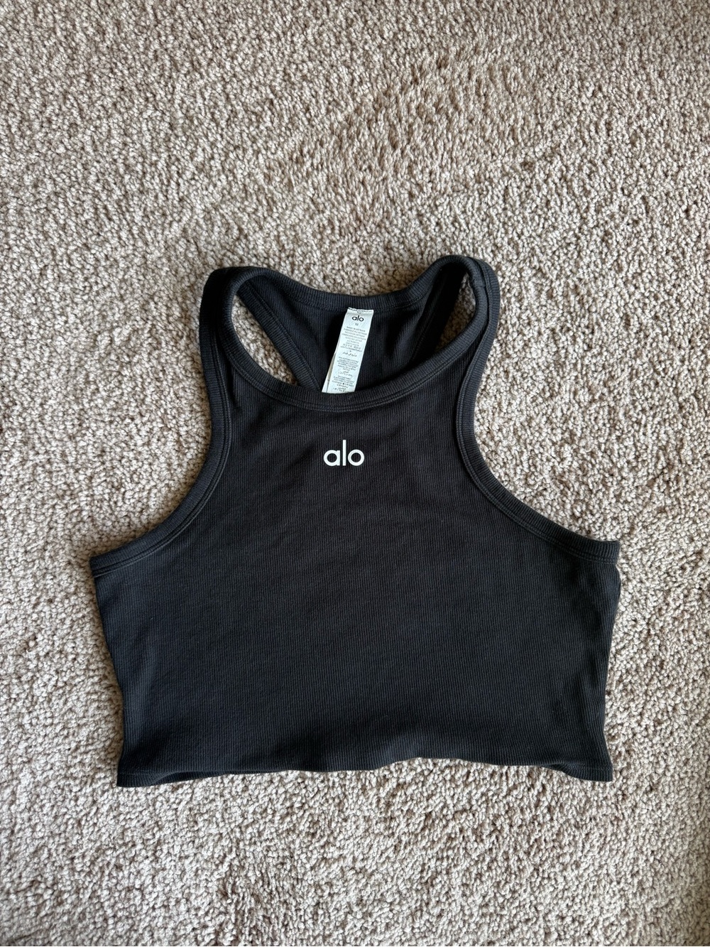 Alo Black Ribbed Racerback Crop Tank - Picture 3 of 12